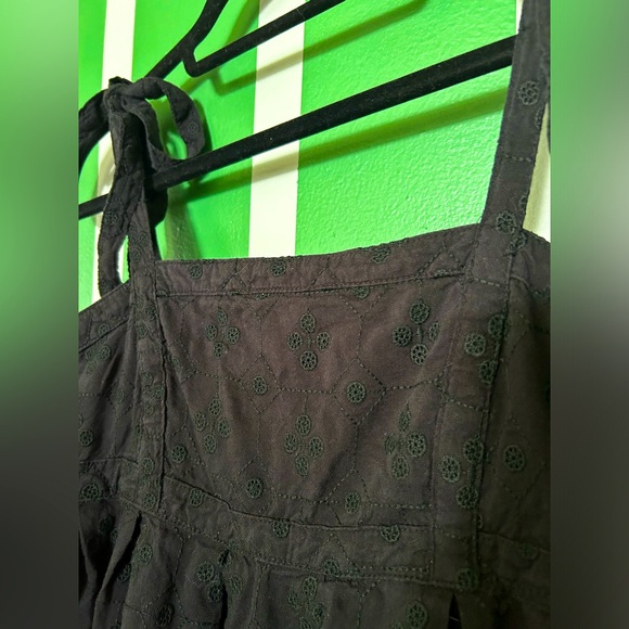 Black mini dress - Picture 1 of 4